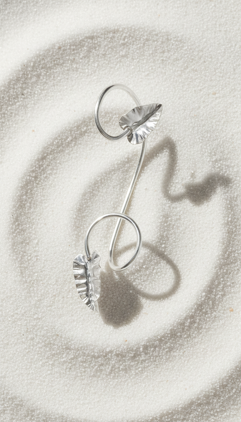 Hojas Asimétrico Earcuff Set